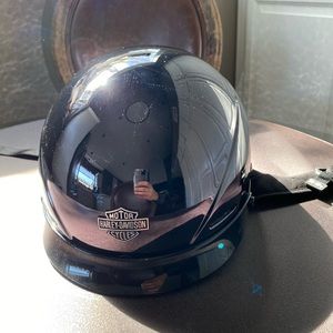 Harley Davidson 1/2 helmet black chrome